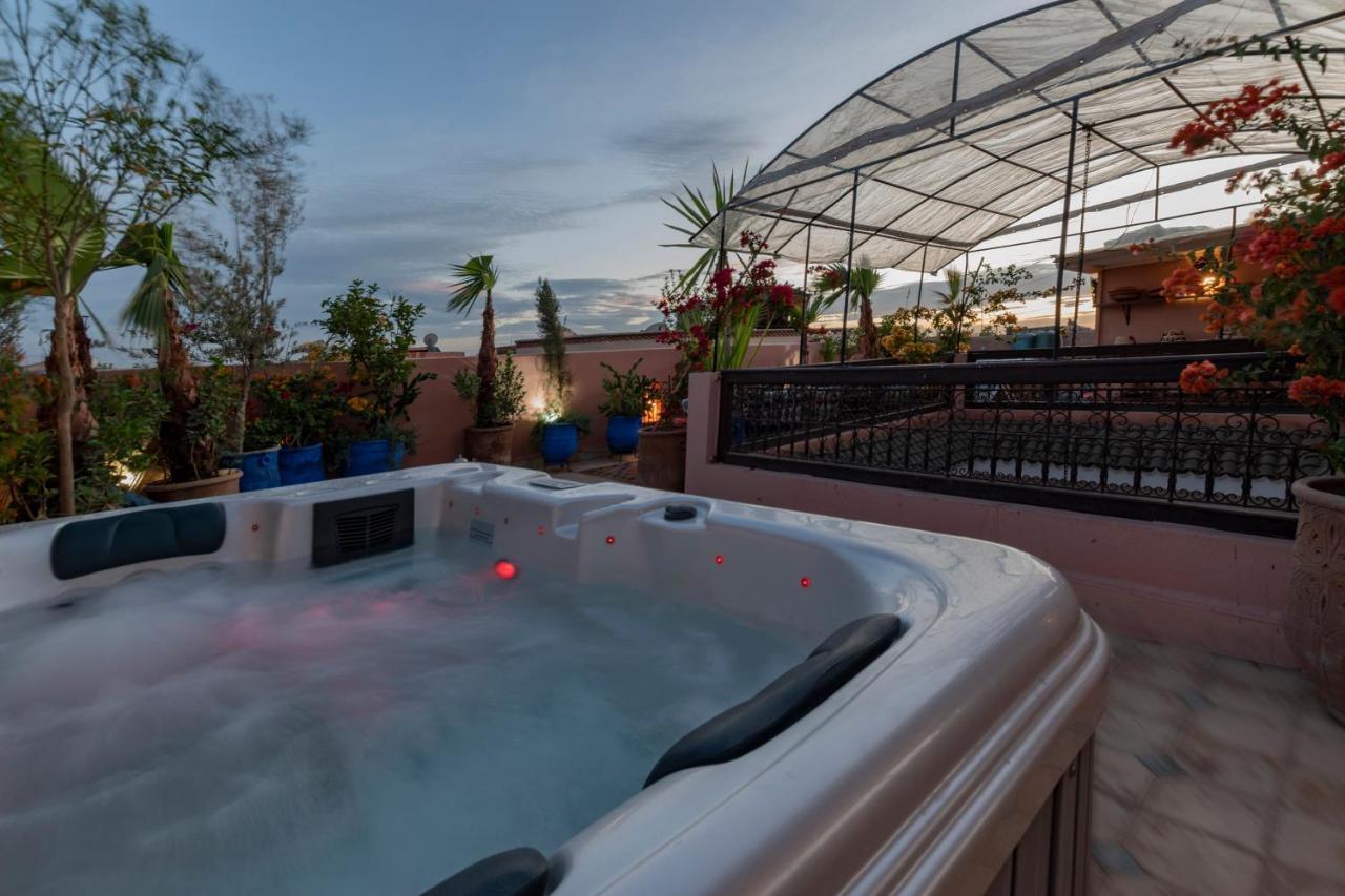 Riad Dar Merzouga Hammam & Jacuzzi Marrakesh Eksteriør bilde